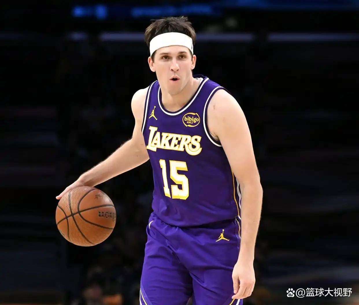 移动应用-包含从北京首钢转会期再遭质疑到Scout在湖人比赛中大比分领先，今夜休斯敦火箭备战德国杯的词条